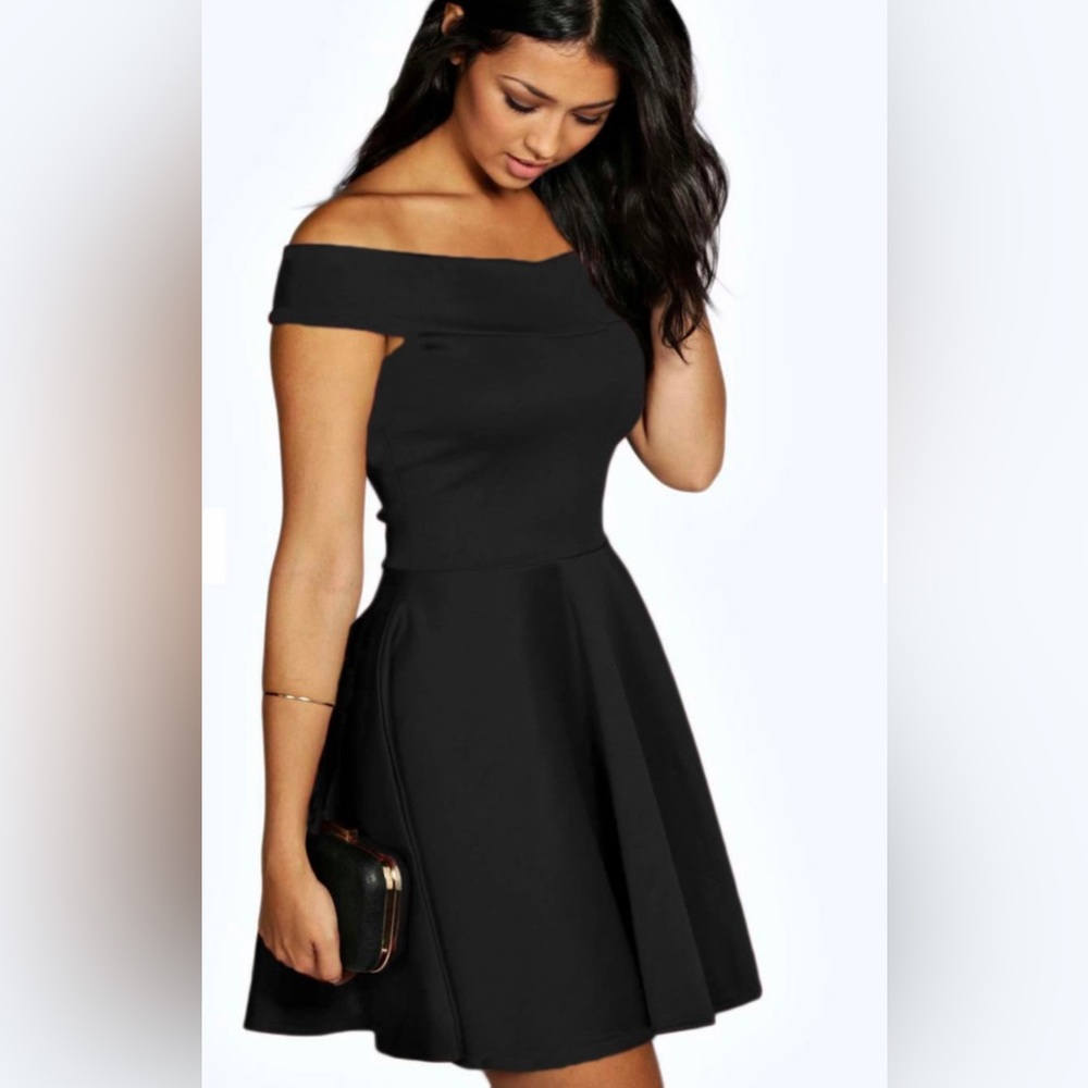 OFF THE SHOULDER SKATER DRESS size:12/black NWT